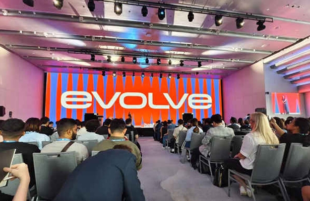 外貿云受邀出席新加坡-2024國際SEO技術交流峰會